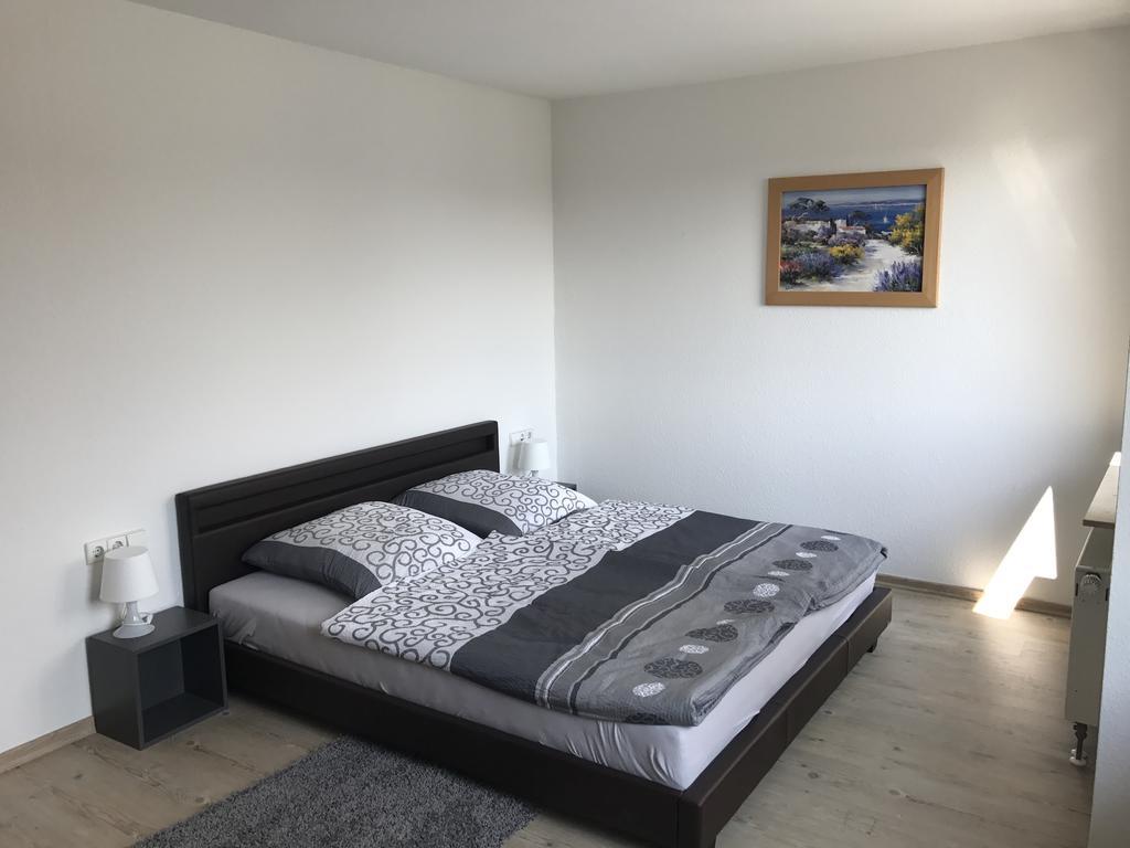 Exklusive Mit Dachterrasse In Schleußig *